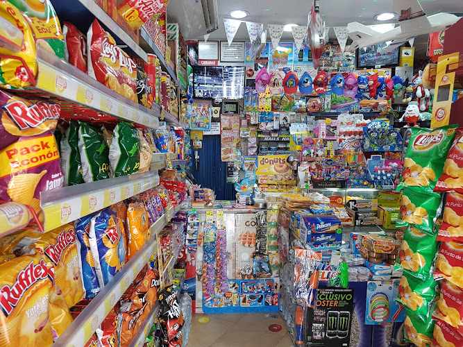 Fotografia tomada fuera de Frutos Secos Tere - Tienda de golosinas en Chiclana de la Frontera, Cádiz