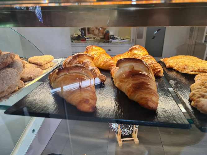 Fotografia tomada fuera de Pastelería Bergera Gozo-denda - Tarta-denda en Alsasua – Altsasu, Navarra