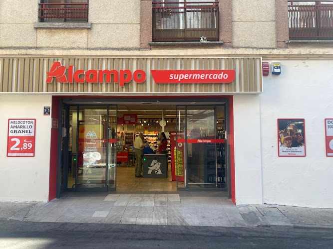 Fotografia tomada fuera de Alcampo Supermercado - Supermarché en Guijuelo, Salamanca