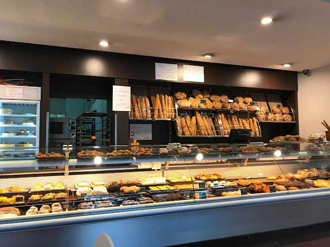 Fotografia tomada fuera de forn Colón - Panadería en Barcelona, Barcelona