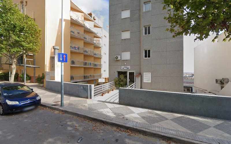 Fotografia tomada fuera de rafaelpellicer - Panadería en Calp, Alicante