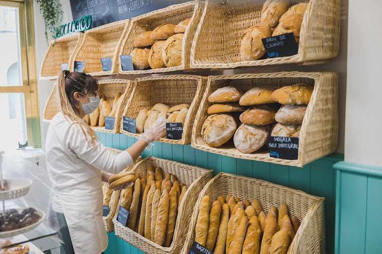 Fotografia tomada fuera de Panífico Pan y Dulces - Panadería en Herrera, Sevilla