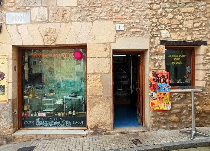 Fotografia tomada fuera de Dulcipay - Tienda de alimentación en Oña, Burgos