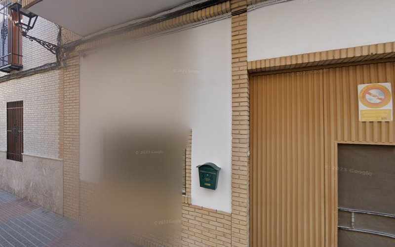 Fotografia tomada fuera de Pastecor S L - Panadería en Fernán Núñez, Córdoba