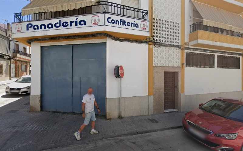 Fotografia tomada fuera de Andrés Navajas Laguna - Panadería en Fernán Núñez, Córdoba