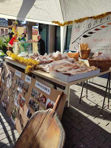 Fotografia tomada fuera de Panadería Sopena - Panadería en Esparreguera, Barcelona