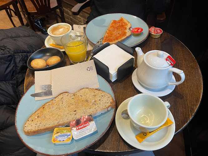 Fotografia tomada fuera de El Cafelito - cafeterías en León, León