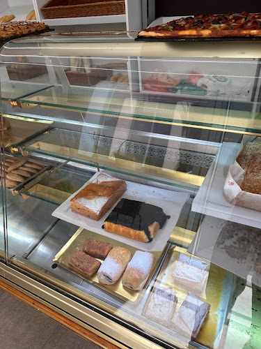 Fotografia tomada fuera de Forn De Pa Roque Pastisseria - Forn de pa en Alcanar, Tarragona