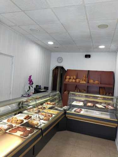 Fotografia tomada fuera de Forn de Pa Ventura - Panadería en La Seu d'Urgell, Lérida