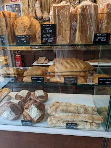 Fotografia tomada fuera de Forn Noé Calella - Panadería en Calella, Barcelona