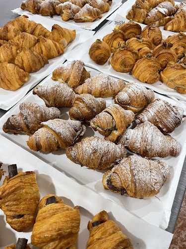 Fotografia tomada fuera de Pastisseria Pessic - Pastisseria en Calella, Barcelona