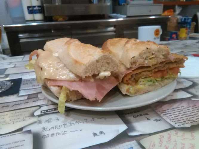 Fotografia tomada fuera de El Torpe - Hamburgueseria en Calella, Barcelona