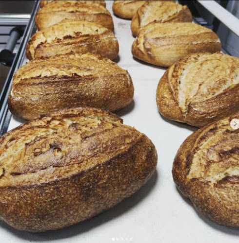 Fotografia tomada fuera de LaPelina Panadería Artesana - Panadería en Almería, Almería