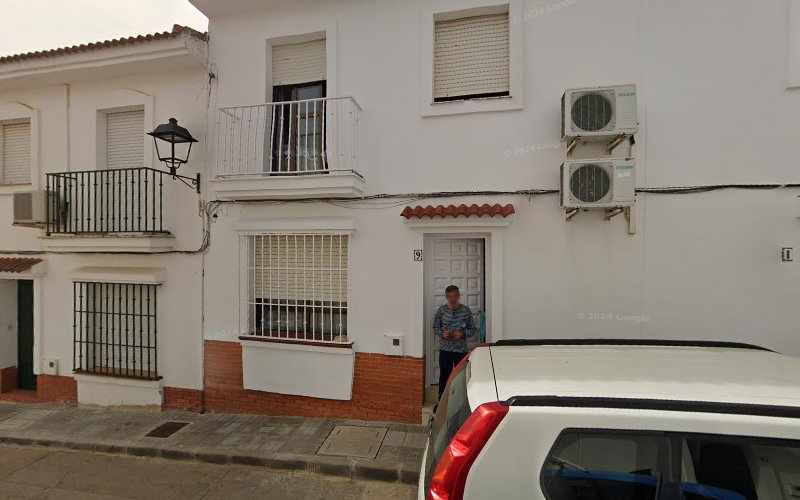 Fotografia tomada fuera de Panadería Contioso - Panadería en Calañas, Huelva