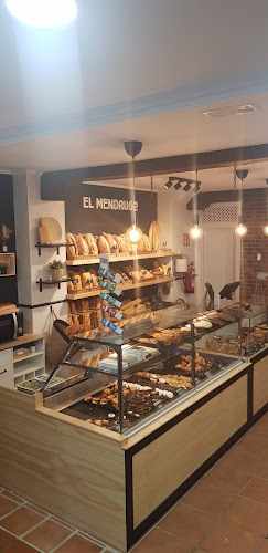 Fotografia tomada fuera de El Mendrugo - Panadería en Zugaztieta, Vizcaya