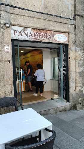 Fotografia tomada fuera de A Tafona Da Avoa - Panadería en Santiago de Compostela, A Coruña
