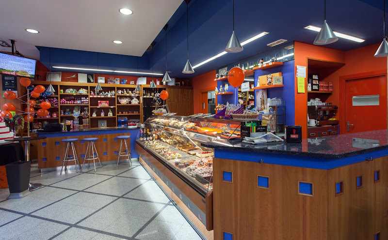 Fotografia tomada fuera de PASTELERÍA LA CLAVELINA - Pastelería en Arnedo, La Rioja