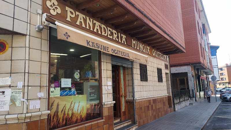 Fotografia tomada fuera de Panadería Mungia - Panadería en Getxo, Vizcaya