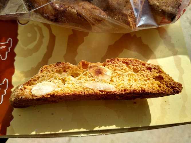 Fotografia tomada fuera de Pilar Troncho Mestre - Panadería en Valjunquera, Teruel