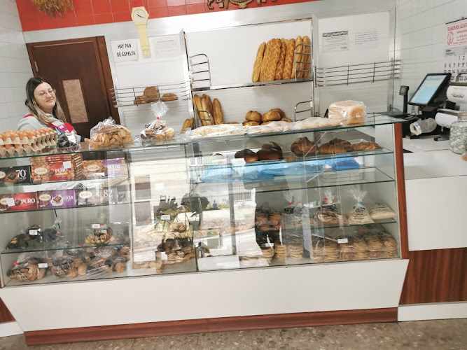 Fotografia tomada fuera de Panadería Respostería Guarc - Panadería en Valderrobres, Teruel