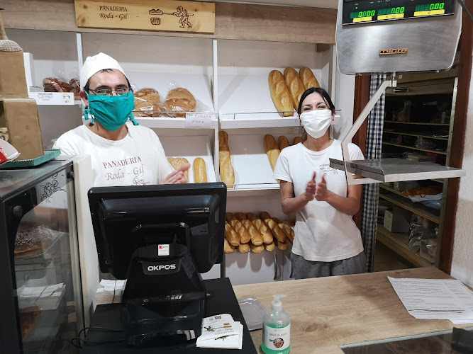 Fotografia tomada fuera de Panadería Roda Gil - Panadería en La Portellada, Teruel