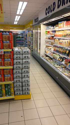 Fotografia tomada fuera de Hiperdino Express Cucharas - Supermercado en Costa Teguise, Las Palmas