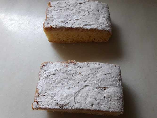 Fotografia tomada fuera de Panadería Venancio Santos - Forn de pa en Llerona, Barcelona