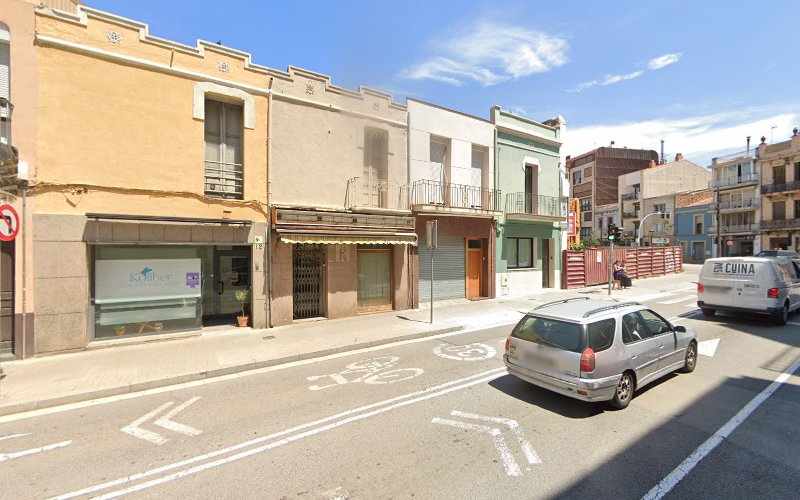 Fotografia tomada fuera de Forn I Pastissería Passeig - Panadería en Granollers, Barcelona