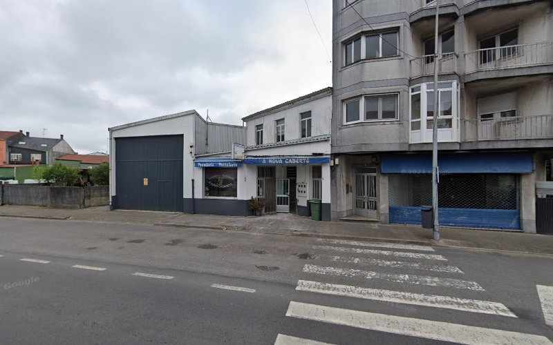 Fotografia tomada fuera de Panaderia Bolleria Caberte - Panadería en Santa Comba, A Coruña