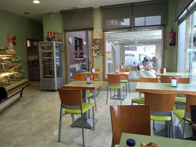 Fotografia tomada fuera de Panadería MIPA - Panadería en Campo Lameiro, Pontevedra