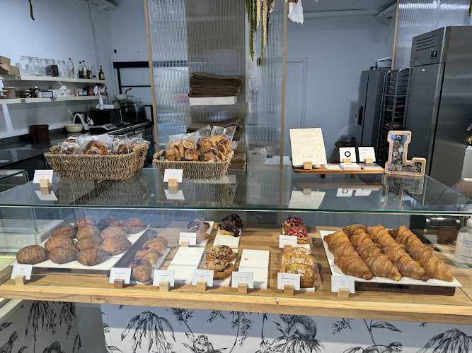Fotografia tomada fuera de Luque Pastelería - Okindegia en Donostia-San Sebastian, Guipúzcoa