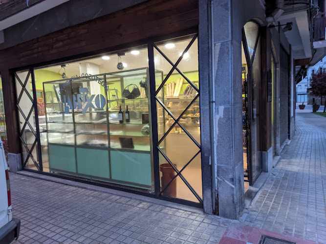 Fotografia tomada fuera de Panadería Labetxo - Panadería en Urnieta, Guipúzcoa