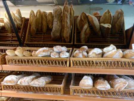 Fotografia tomada fuera de Labe Goxo Zarautz - Panadería en Zarautz, Guipúzcoa