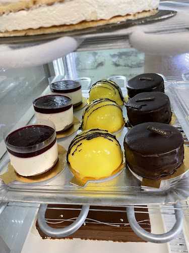 Fotografia tomada fuera de Pan y pastel - Panadería en Zaratán, Valladolid