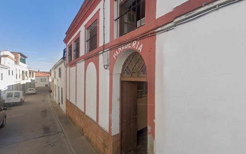 Fotografia tomada fuera de Panadería Zahínos S L - Panadería en Zahínos, Badajoz