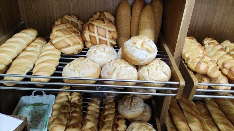 Fotografia tomada fuera de Panadería Bollería Hermanos Vara S L - Panadería en Yuncos, Toledo