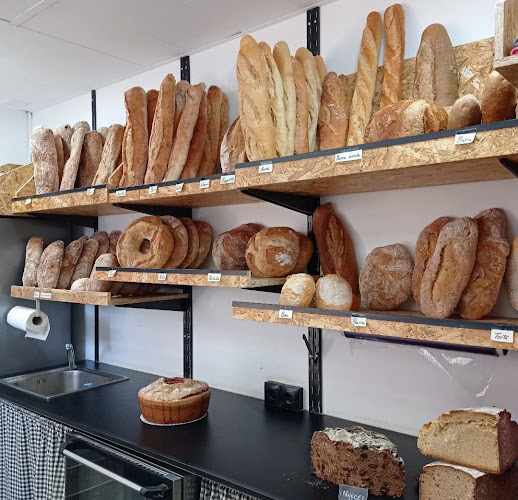 Fotografia tomada fuera de Panadería Con mucha miga - Panadería en Pontevedra, Pontevedra