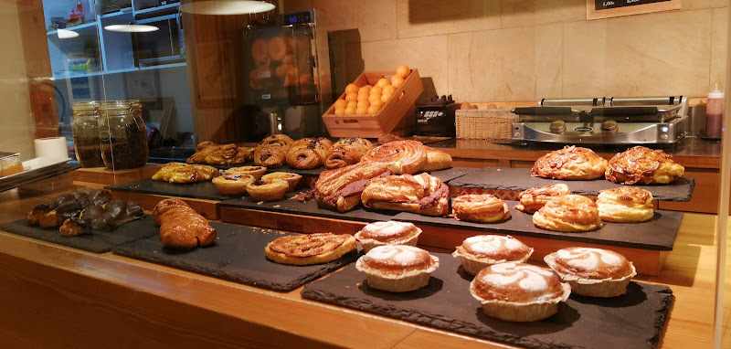 Fotografia tomada fuera de Panadería Bertiz - Okindegia en Bilbao, Vizcaya