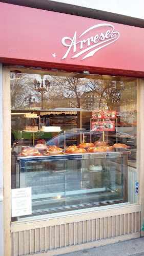 Fotografia tomada fuera de Pastelería Arrese 1852 - Cake shop en Bilbao, Vizcaya