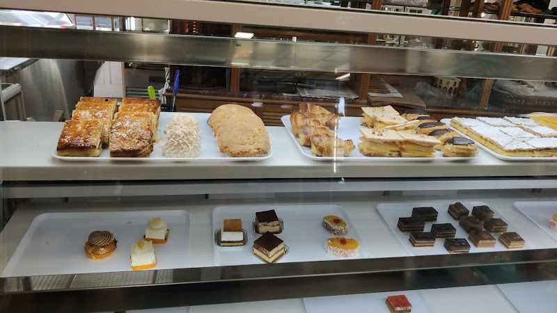 Fotografia tomada fuera de Pastelería Vale Heladería - Heladería en Viveiro, Lugo