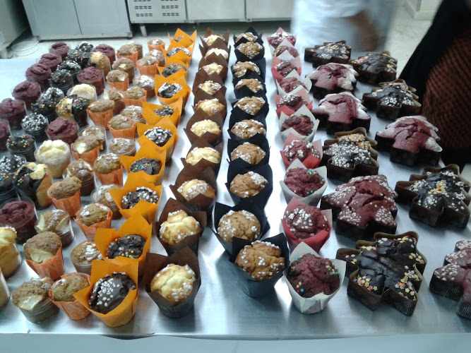 Fotografia tomada fuera de Panadería Petri - Panadería en Villena, Alicante