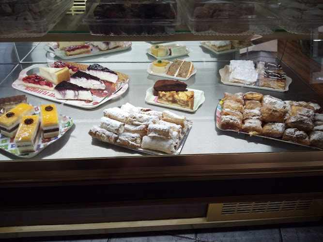 Fotografia tomada fuera de Café-Bar DeVicio - cafeterías en Villablino, León
