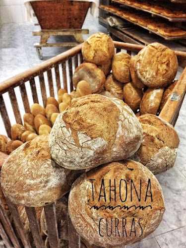 Fotografia tomada fuera de Panadería Antonia Lodeiro Cendan - Panadería en Vilalba, Lugo