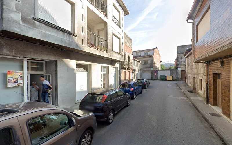 Fotografia tomada fuera de Panadería Vicente. Marcial - Panadería en Caldas de Reis, Pontevedra