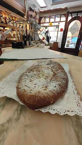 Fotografia tomada fuera de Pastisseria Parc Bosch - 2 - Pastelería en Figueres, Girona