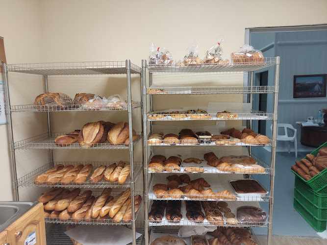 Fotografia tomada fuera de Panadería Felipe Serrano - Panadería en Burgo de Ebro (El), Zaragoza
