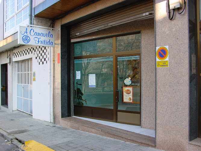 Fotografia tomada fuera de Pastelería A Canavela Fritida - Pastelería en O Carballiño, Orense