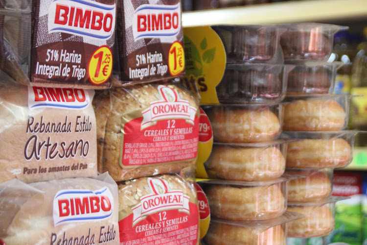 Fotografia tomada fuera de Alimentación Puentes - Supermercado en Mata de Cuéllar, Segovia
