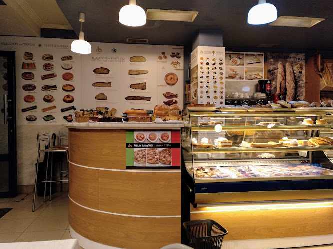 Fotografia tomada fuera de OGI BERRI - Panadería en Deba, Guipúzcoa